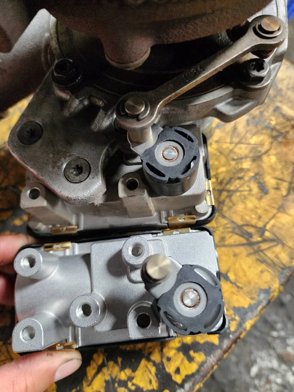 BMW 25D 渦輪機芯 渦輪電控 DPF