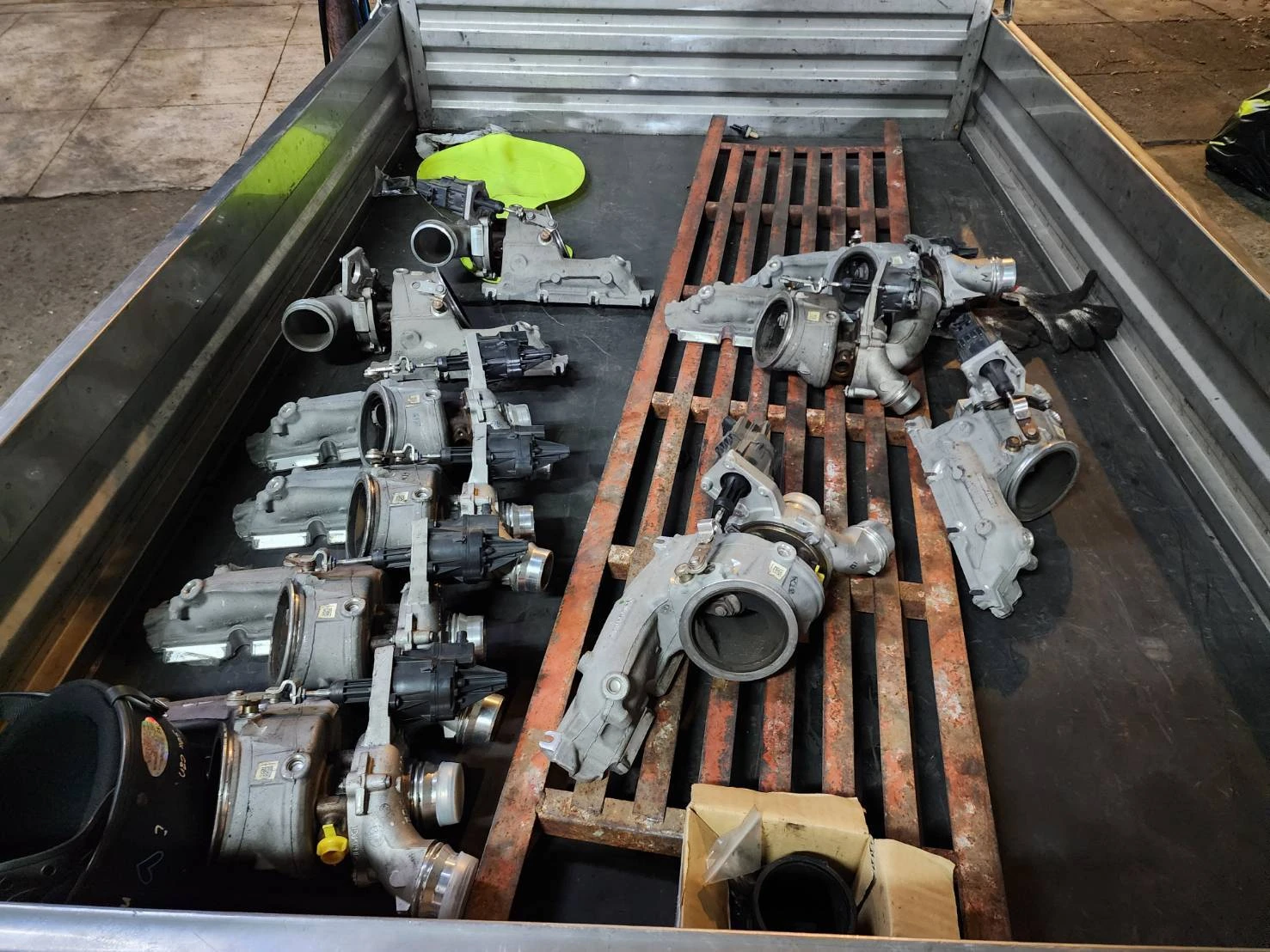 BMW B38 是一具 1.5 升直列三缸渦輪增壓引擎，廣泛搭載於 BMW 的入門車款渦輪傳動問題