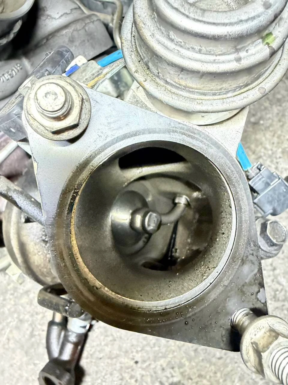 馬自達 馬六 柴油車雙渦輪增壓器損壞 更換機芯 強化閥門 DPF EGR清洗