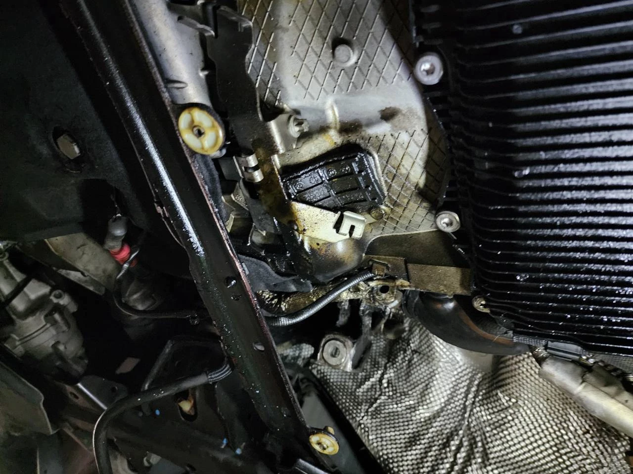 BMW X5 3.0柴油車 DPF清洗 冷卻管更新
