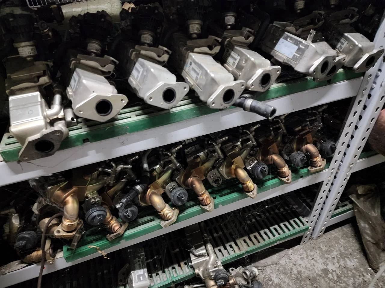 BMW X5 25D DPF EGR SCR移除 雙渦輪增壓器機芯換新