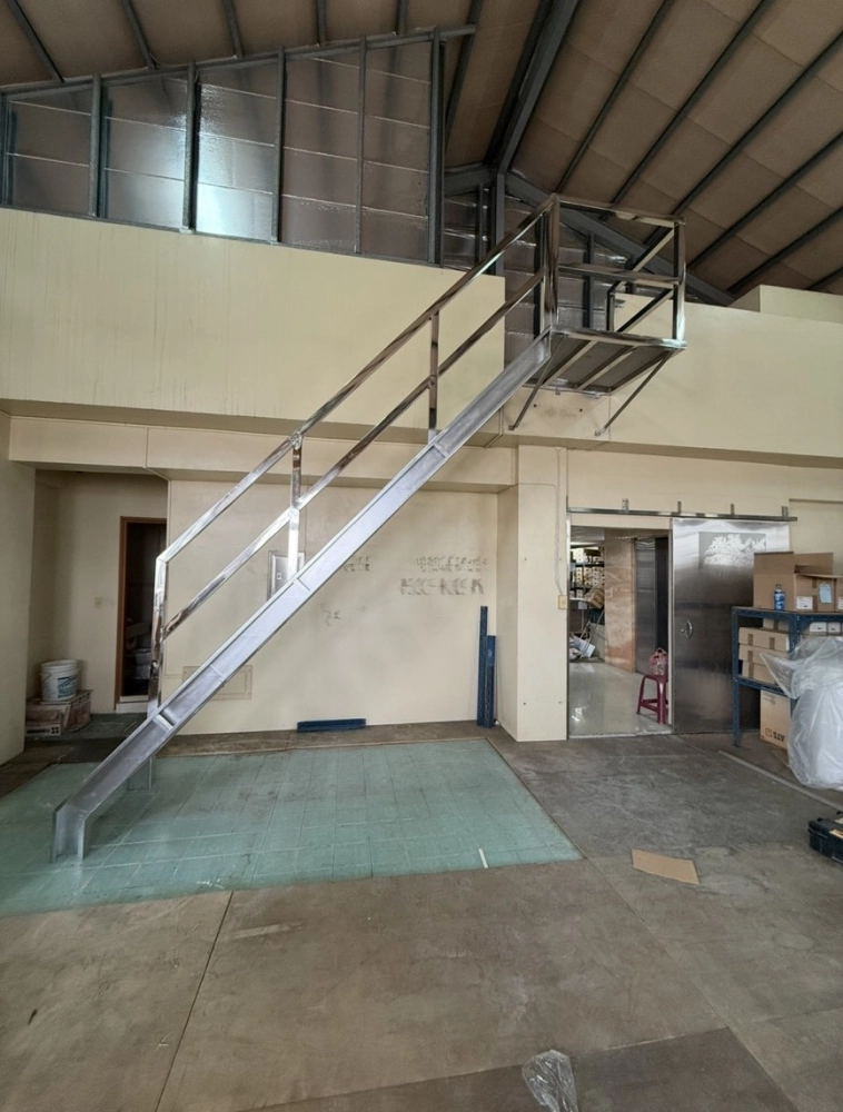 林園不銹鋼樓梯