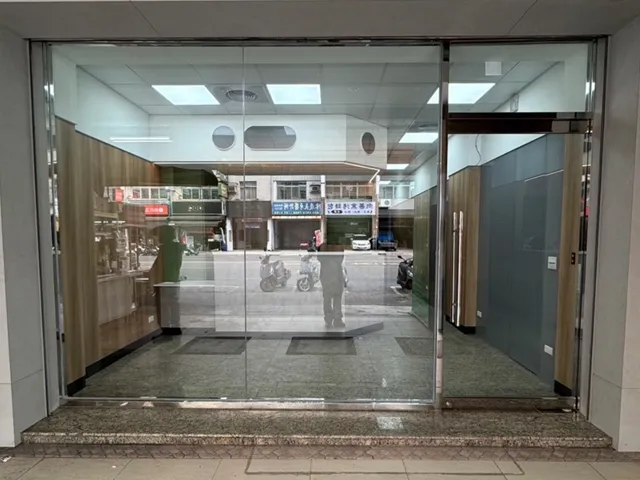 店面玻璃門自動門