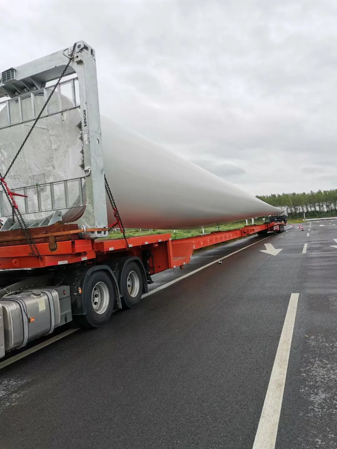 重型搬運設備(液壓軸線車)