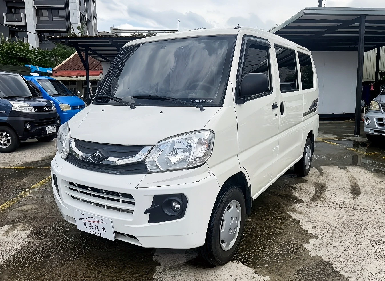 2018年 8人座廂車手排 里程5萬 20.8萬