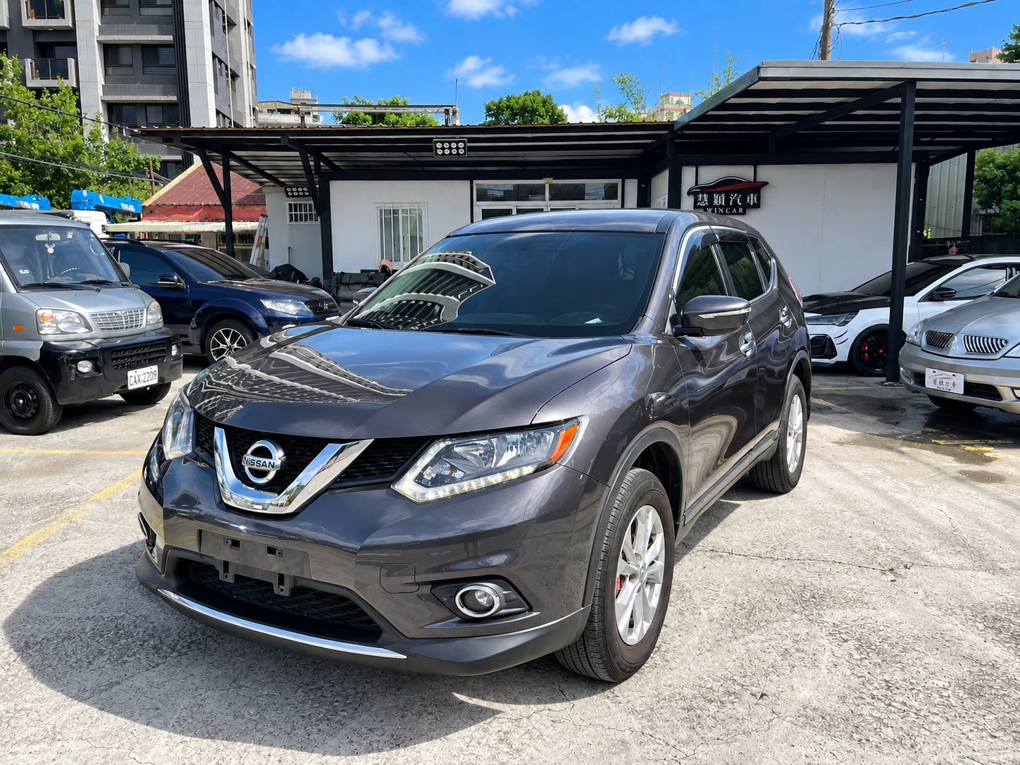 2016年 NISSAN X-TRALL 里程17萬 賣21.8萬