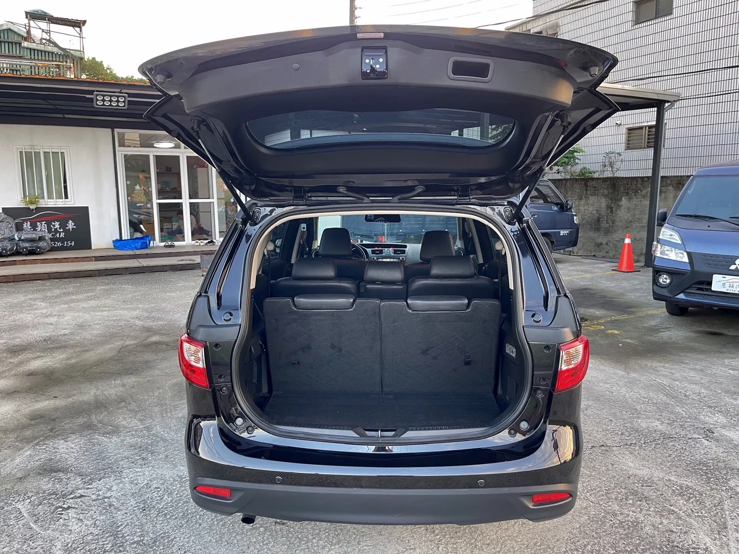 2013 Mazda 5 七人座