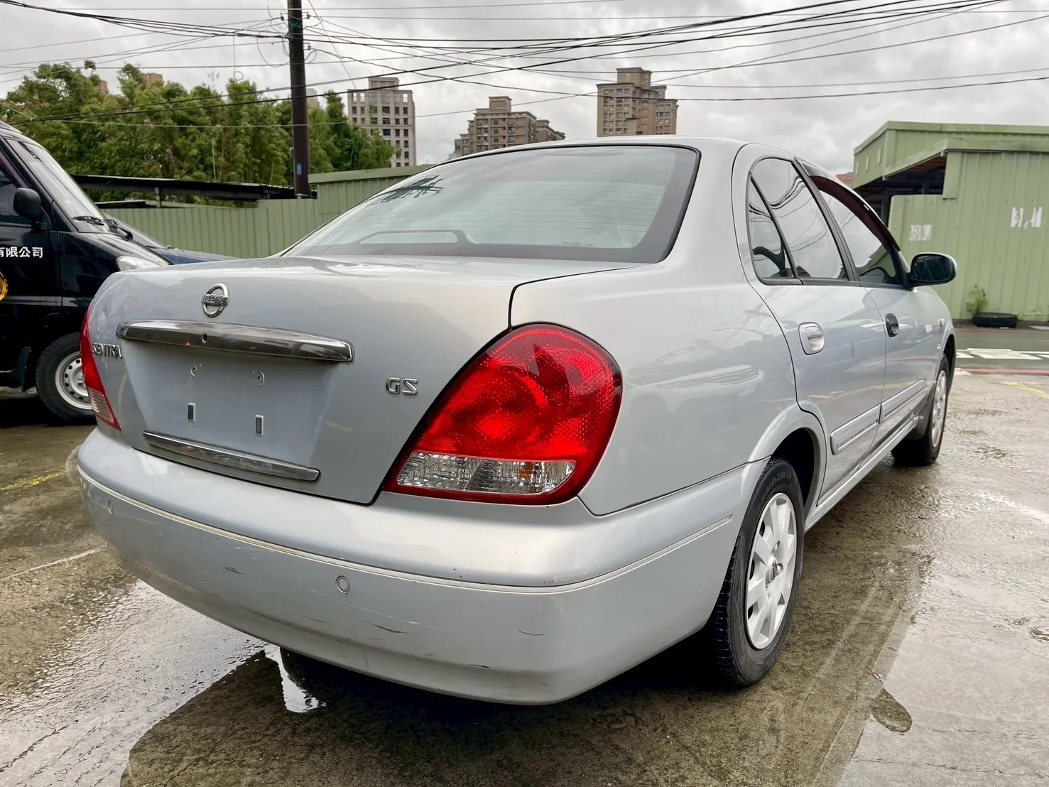2004年 Nissan Sentra 里程10萬 售5萬