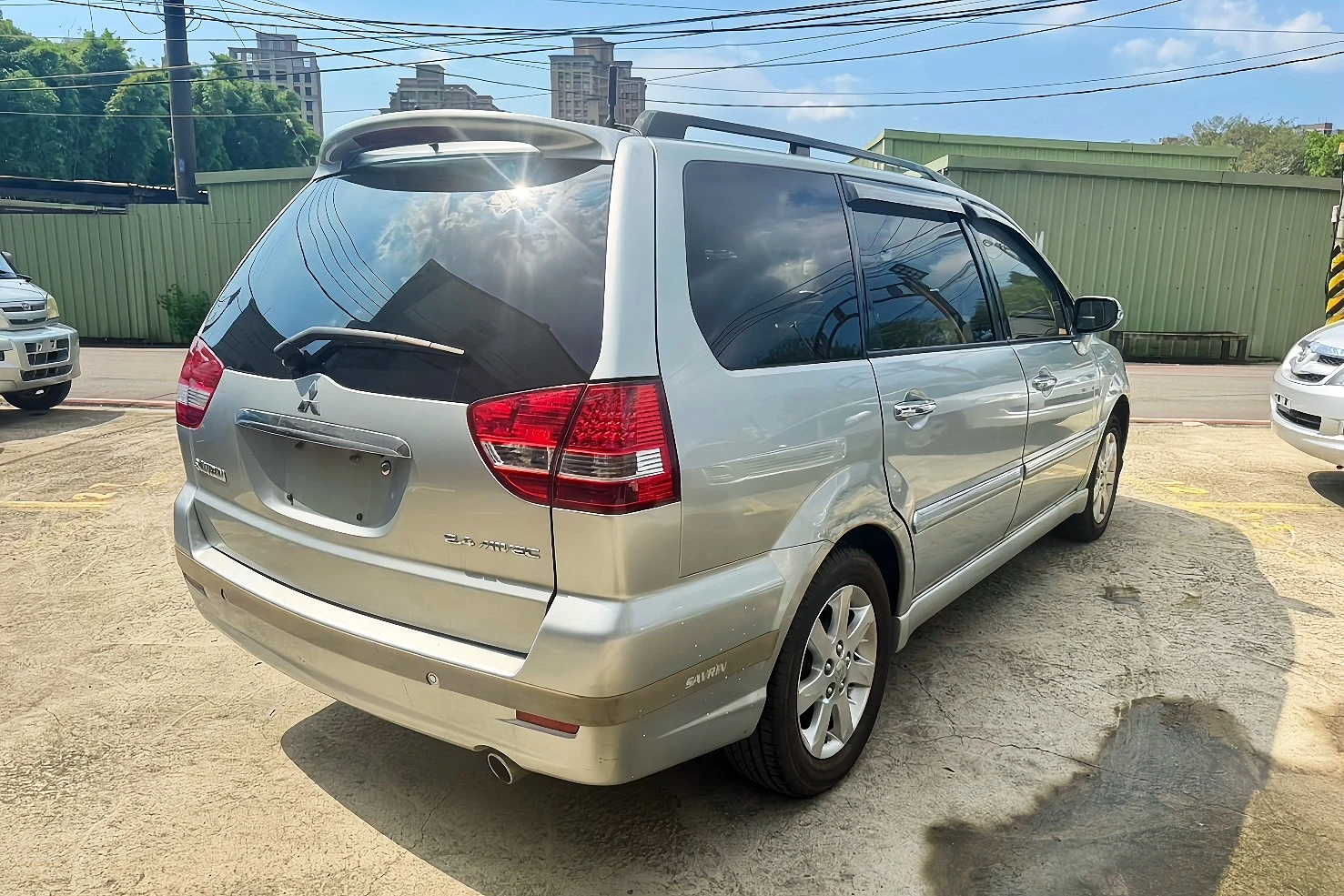 2005年 Savrin 里程10萬 賣8萬