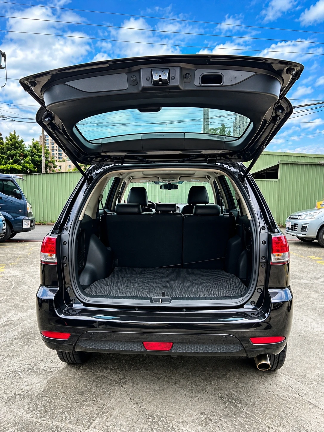 2013年Ford Escape 里程15萬 賣13.8萬