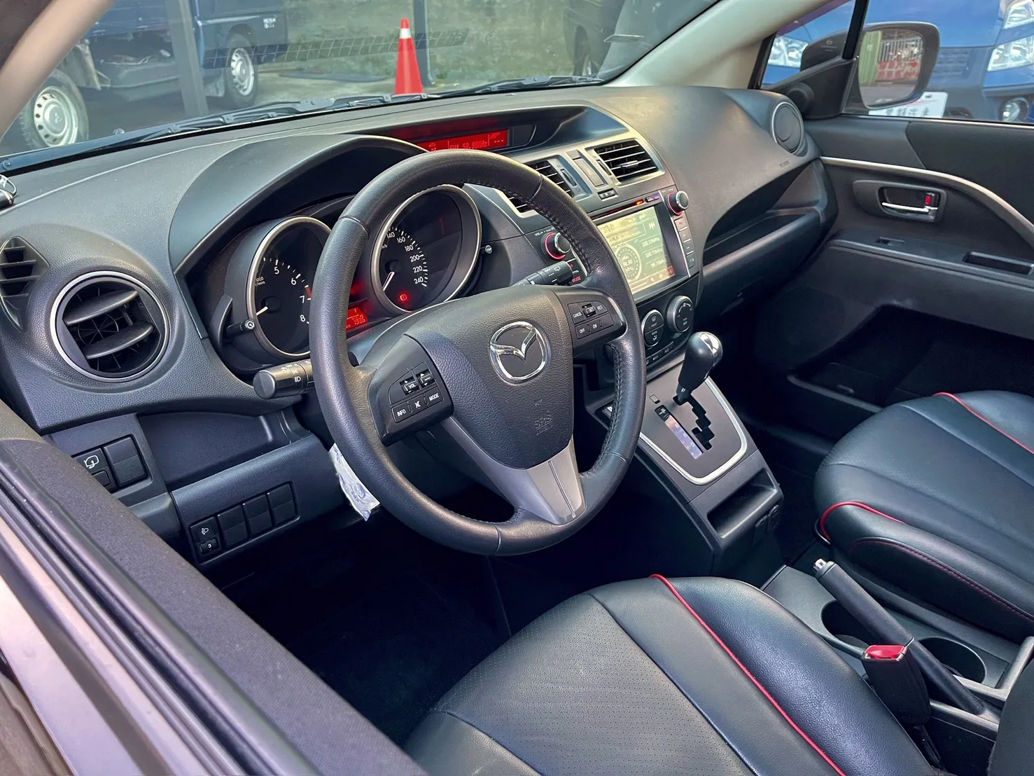 2013 Mazda 5 七人座