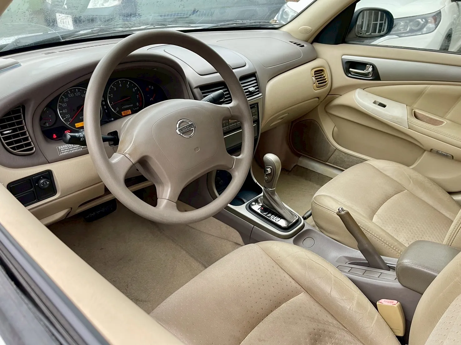 2004年 Nissan Sentra 里程10萬 售5萬