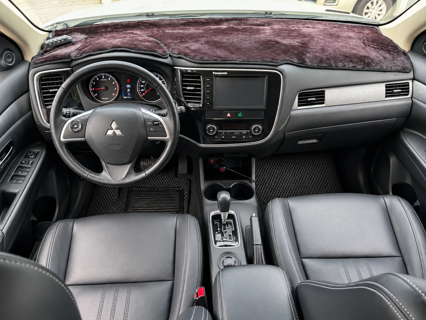 2015年 Outlander 2WD 里程2.6萬 23.8萬