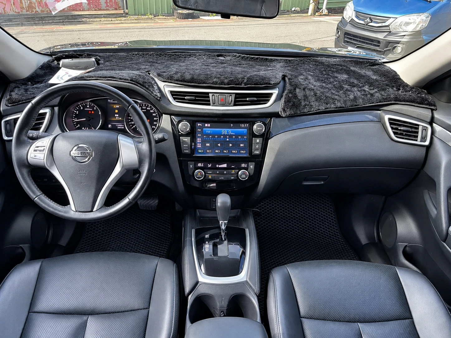 2016年 NISSAN X-TRALL 里程17萬 賣21.8萬