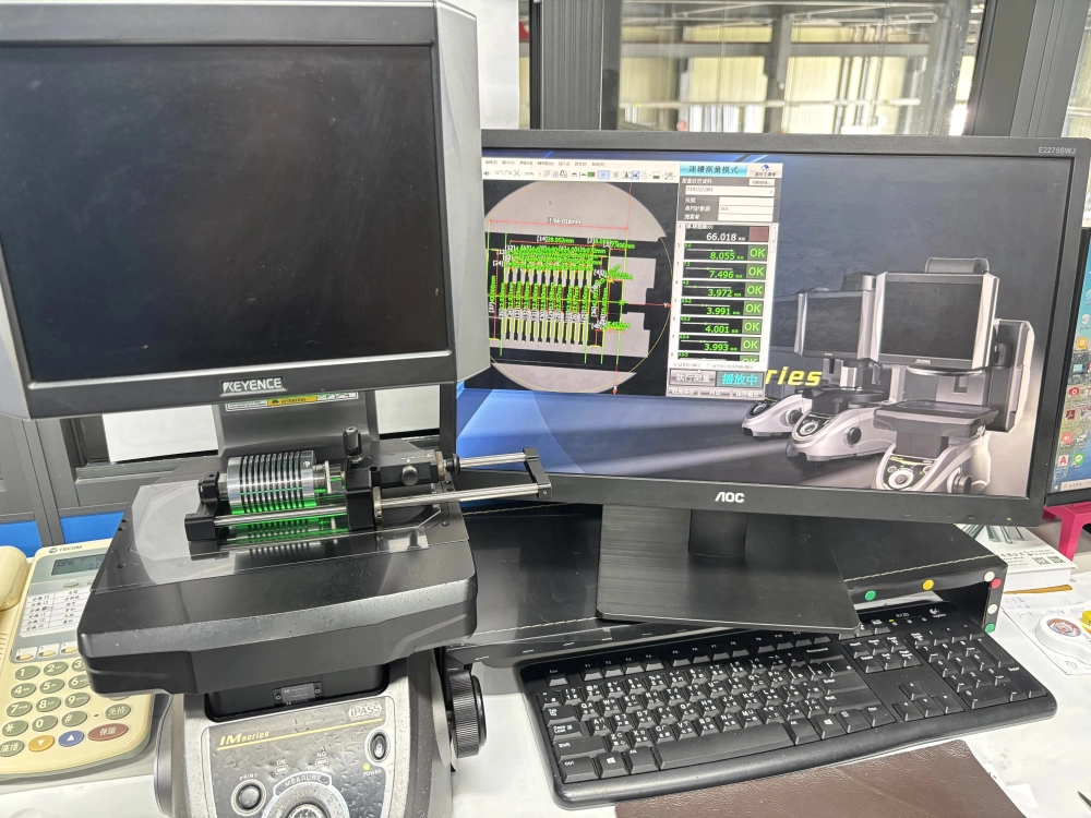 Keyence Optical Measuring Instrument