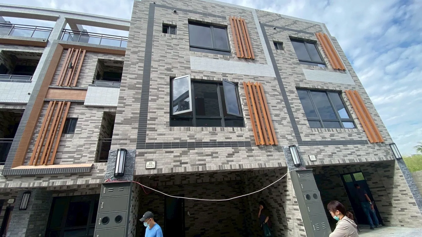 玖岩豐華 | 新成屋