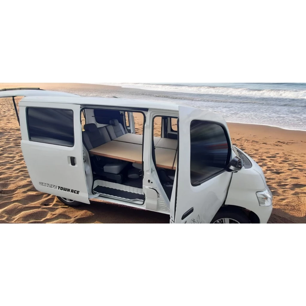 Town ACE 床組 + 隔熱斷寒鋁箔組 + 尾門紗網