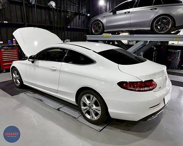 賓士 C205 C180 冷氣不冷？傑德瑞汽車專業維修風箱、蒸發器，恢復新車級的涼爽！