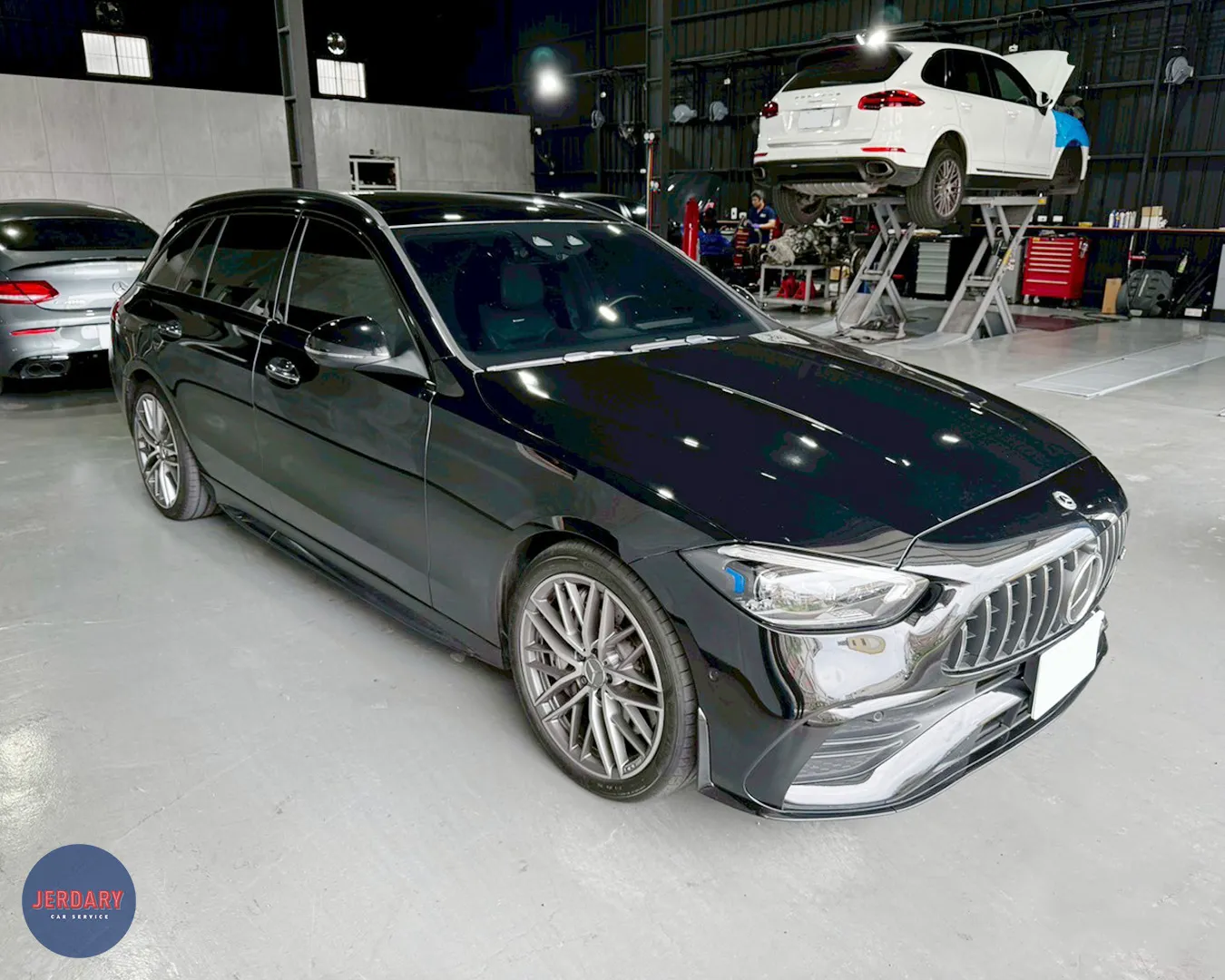 「傑德瑞汽車」~台中專業保養廠，好評推薦中!!~賓士 S206 C43 進廠保養--預約專線：04-25602222 ~~///