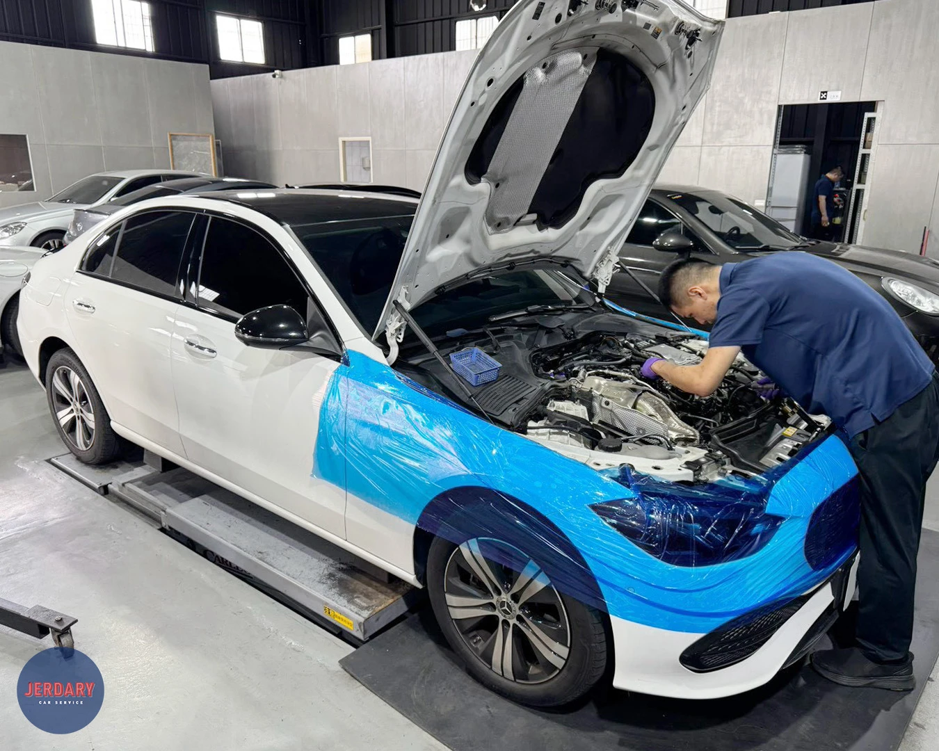 賓士 M254 引擎通病預防：傑德瑞汽車，W206 C180 預防性更換原廠改良版換向閥，徹底杜絕濾網脫落與瓦座磨損危機！