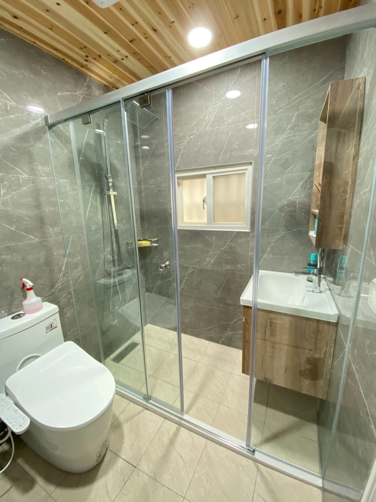 衛浴玻璃｜衛浴隔間｜台南玻璃工程
