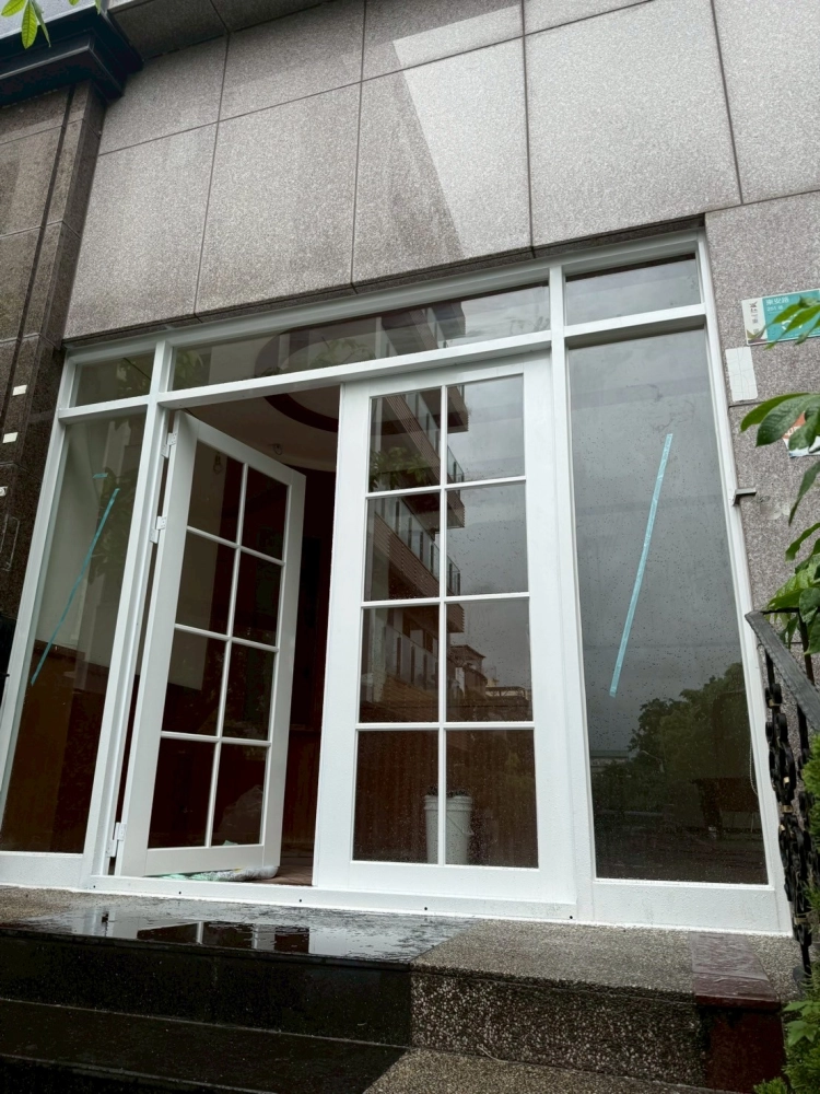 門面玻璃｜店面玻璃｜台南玻璃安裝