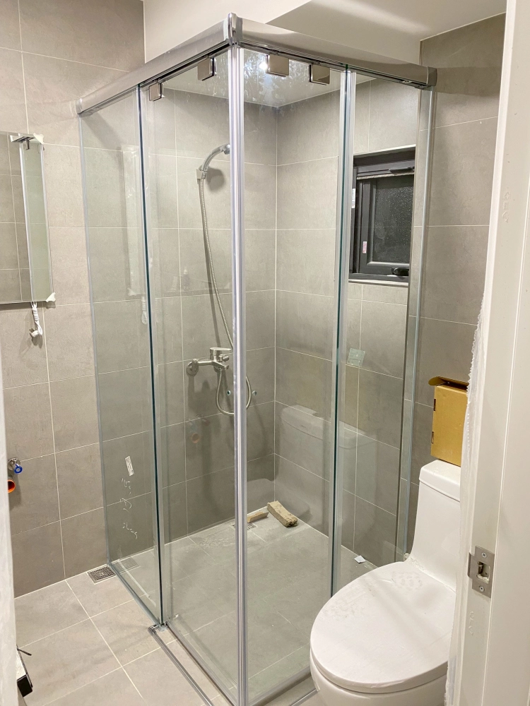 衛浴玻璃｜衛浴隔間｜台南玻璃工程
