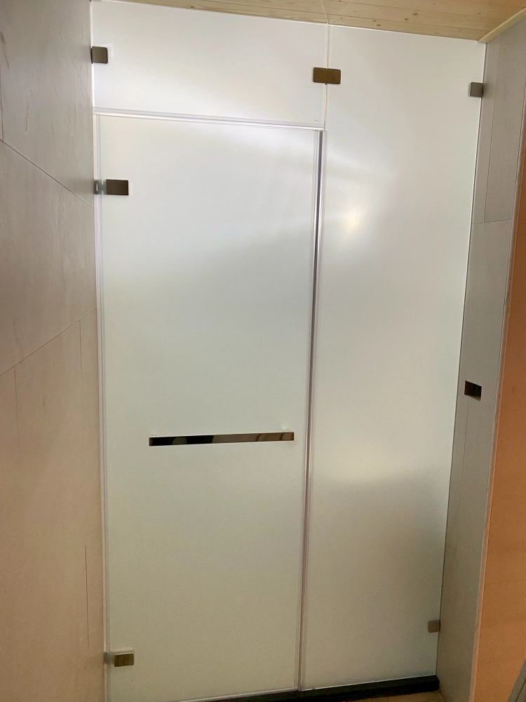 衛浴玻璃｜衛浴隔間｜台南玻璃工程
