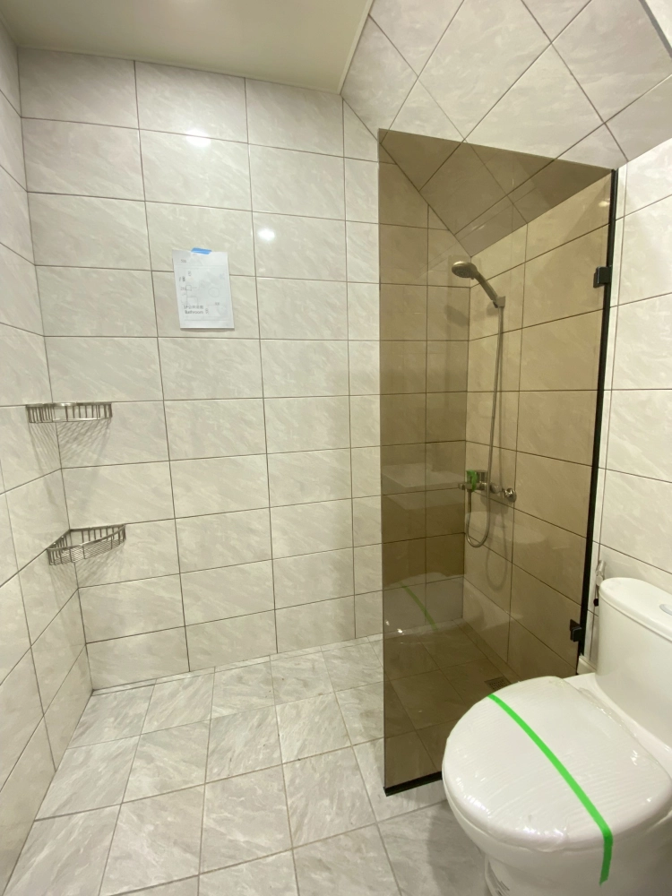 衛浴玻璃｜衛浴隔間｜台南玻璃工程
