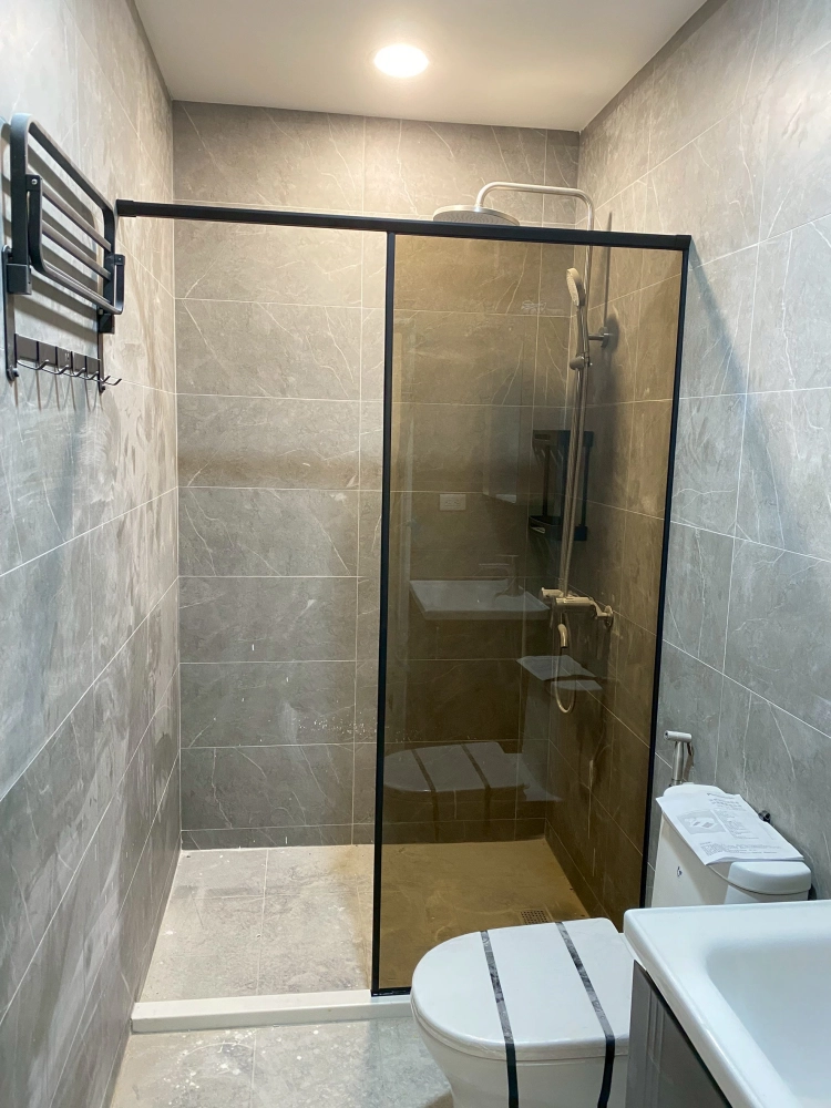 衛浴玻璃｜衛浴隔間｜台南玻璃工程
