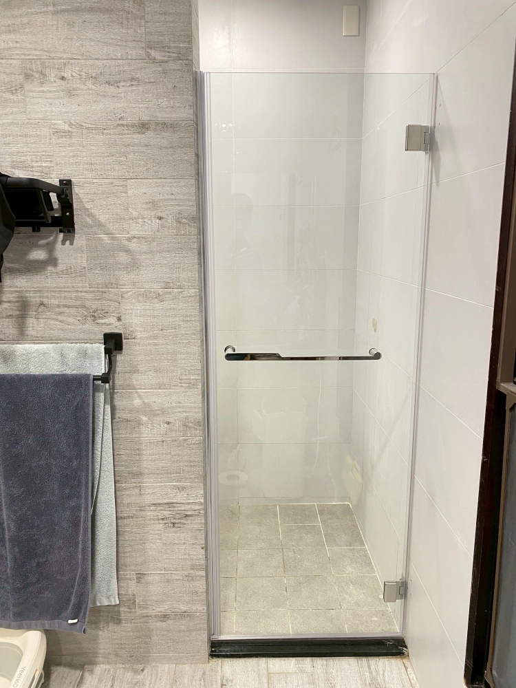 衛浴玻璃｜衛浴隔間｜台南玻璃工程