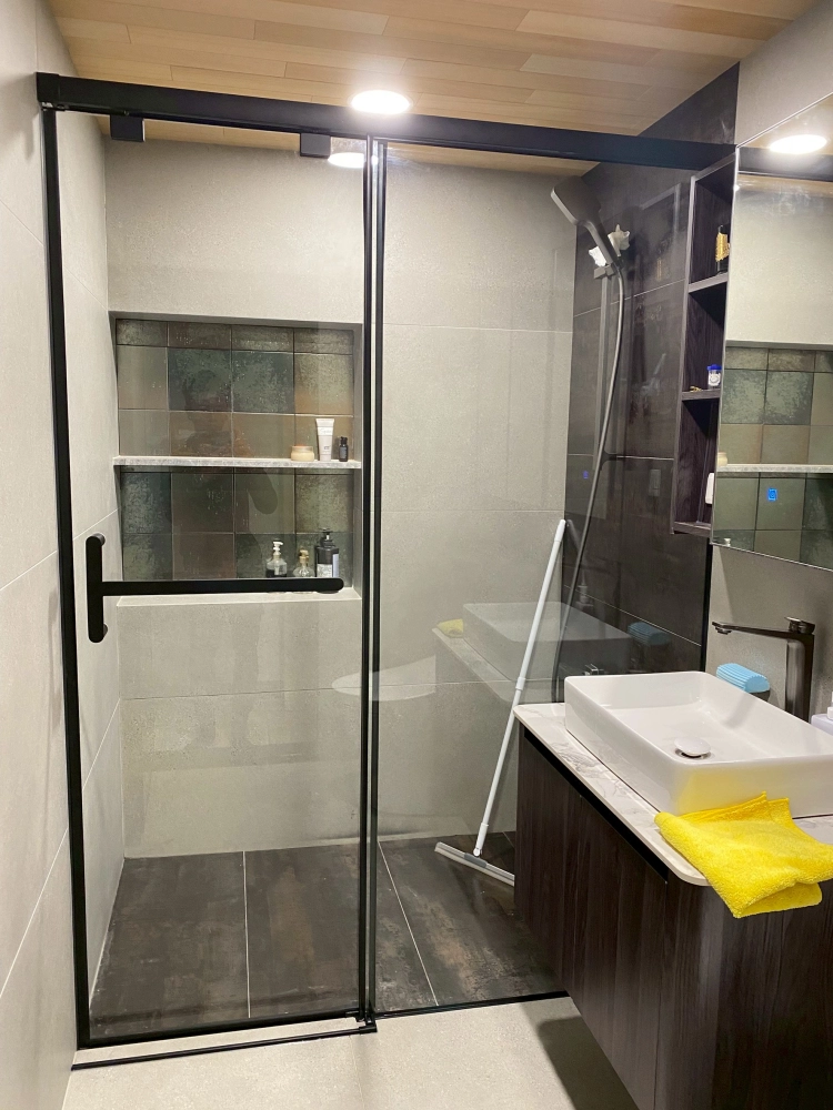 衛浴玻璃｜衛浴隔間｜台南玻璃工程
