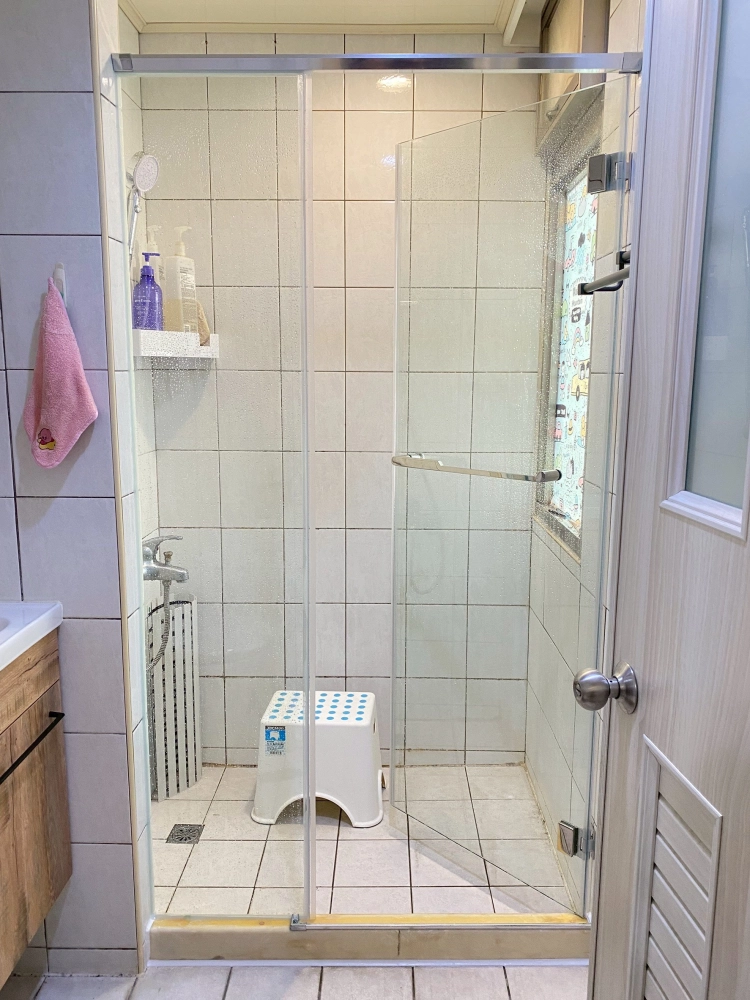 衛浴玻璃｜衛浴隔間｜台南玻璃工程
