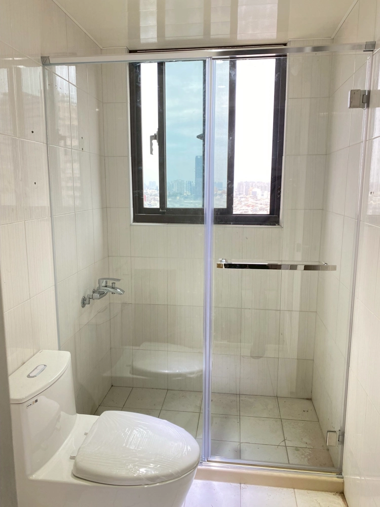 衛浴玻璃｜衛浴隔間｜台南玻璃工程
