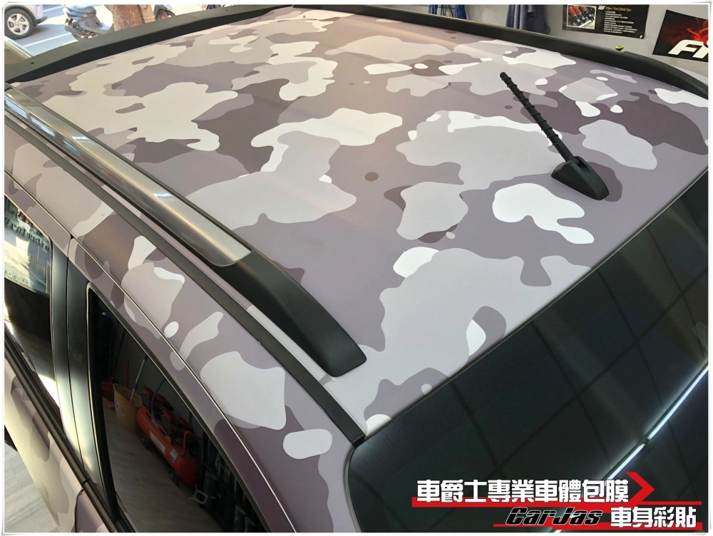 TOYOTA HILUX 全車迷彩改色包膜