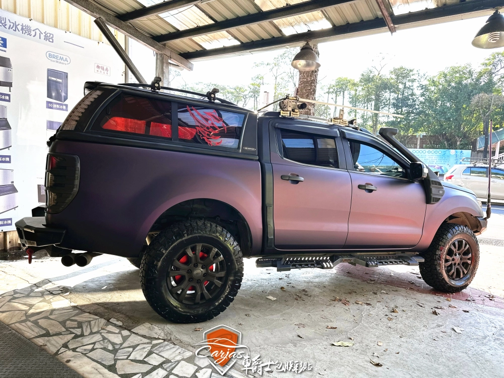 FORD RANGER 皮卡 消光黑幻紫改色包膜