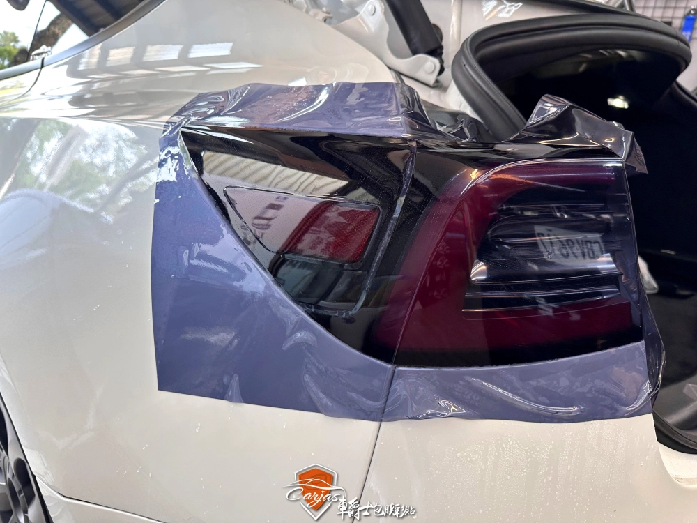 TESLA MODEL3 尾燈TPU燻黑色包膜