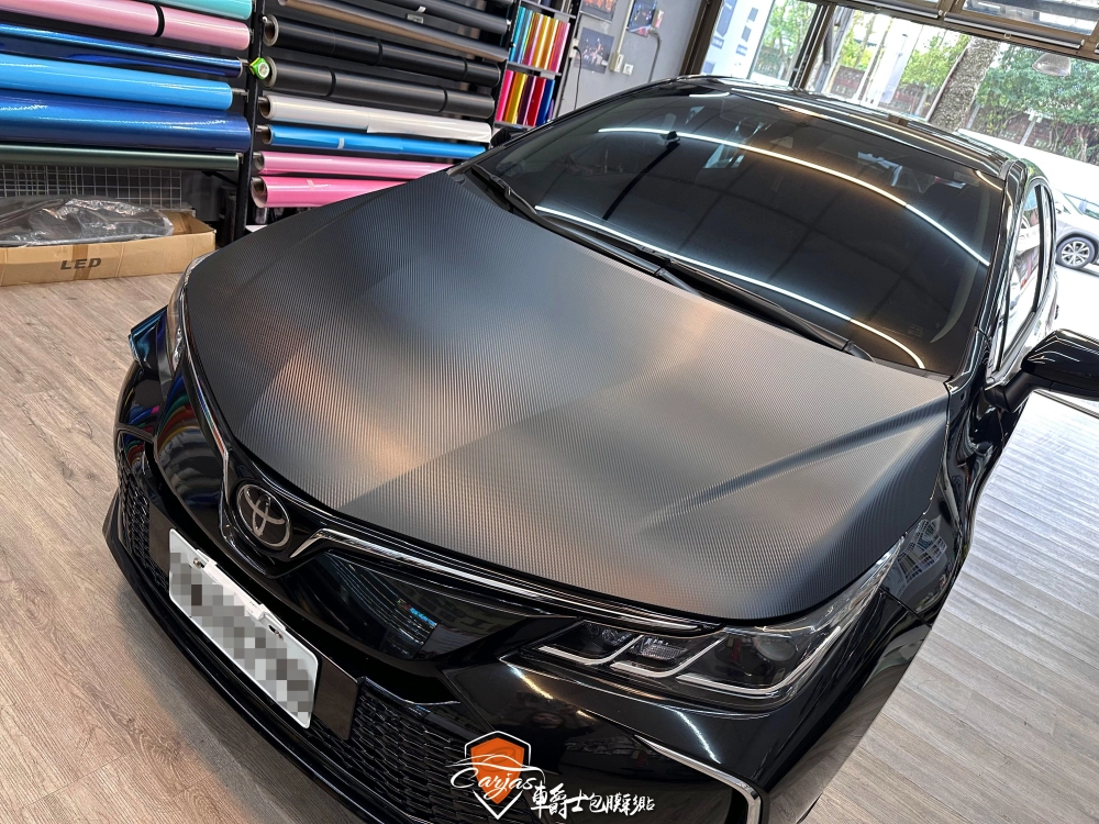 TOYOTA ALTIS 引擎蓋3D黑卡夢改色包膜