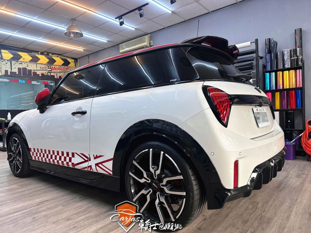 MINI COOPER 客製化運動線條車身彩貼