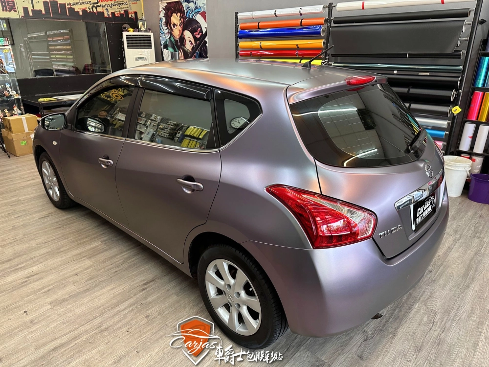 NISSAN TIIDA 消光綢緞灰紫全車改色包膜