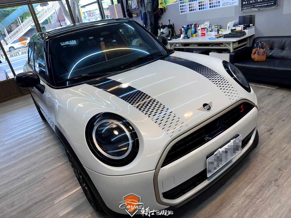 MINI COOPER 客製化運動線條車身彩貼