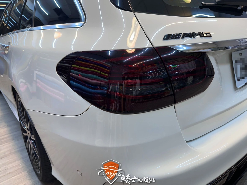 BENZ C300 大燈淺黑、尾燈深黑燻黑自體修復犀牛皮保護包膜
