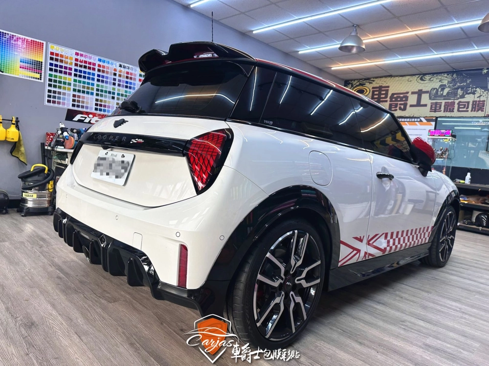 MINI COOPER 客製化運動線條車身彩貼