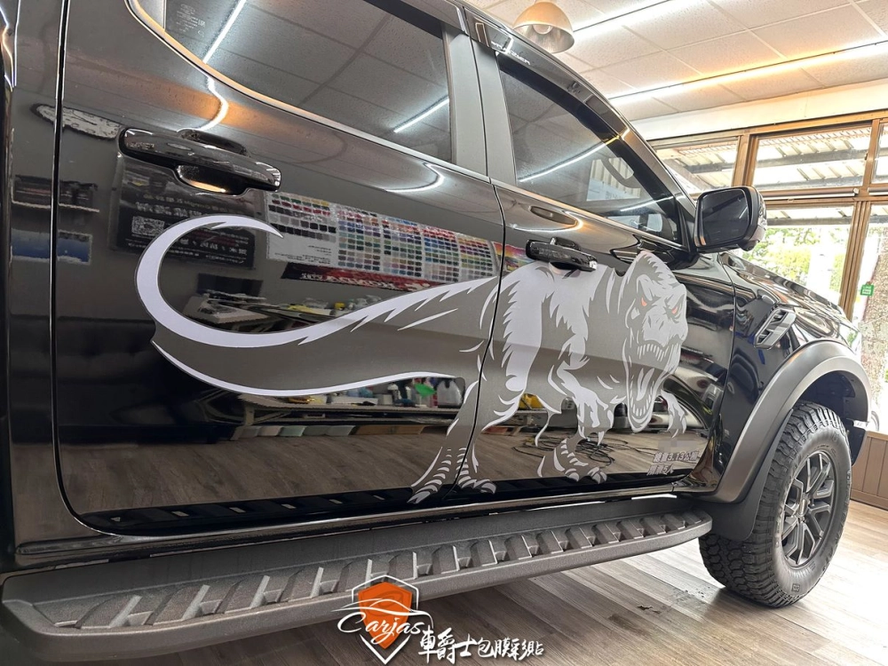 FORD RAPTOR 客製化暴龍車身彩貼、車標改色貼膜