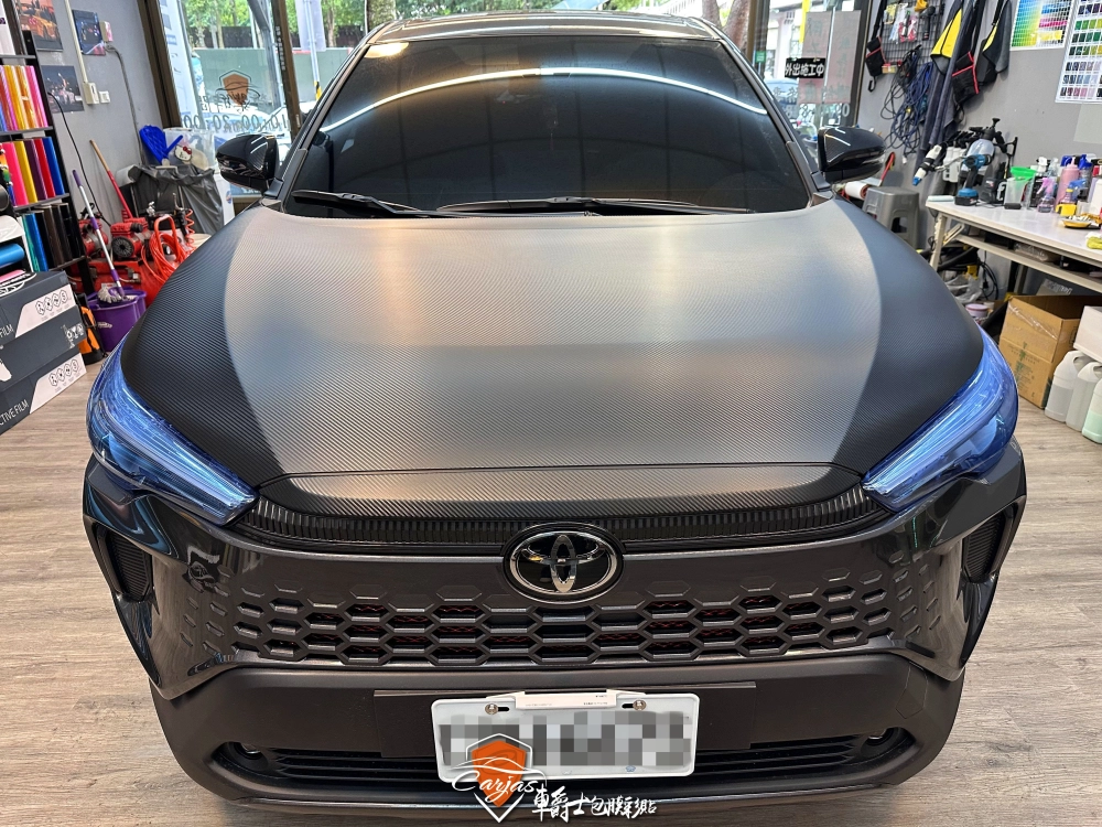 TOYOTA COROLLA CROSS 引擎蓋3D黑卡夢改色包膜