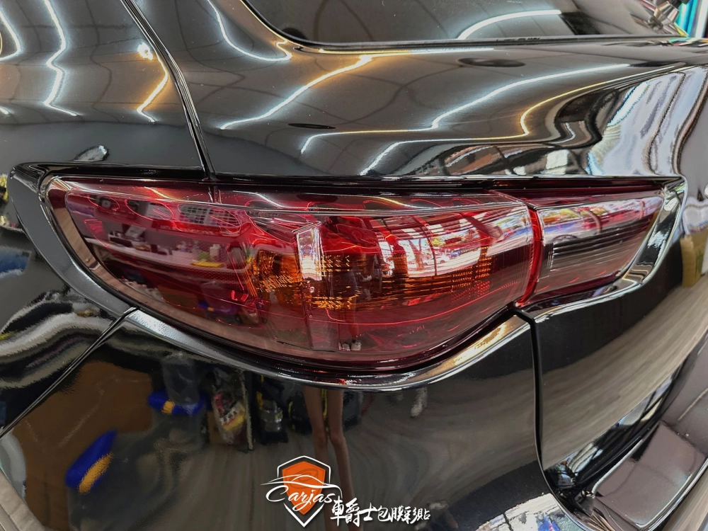 INFINITI QX70 尾燈、第三煞車燈自體修復深黑燻黑改色包膜