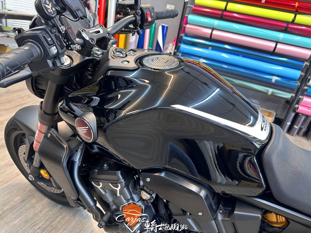HONDA CB1000R 油箱 TPU自體修復透明犀牛皮保護膜