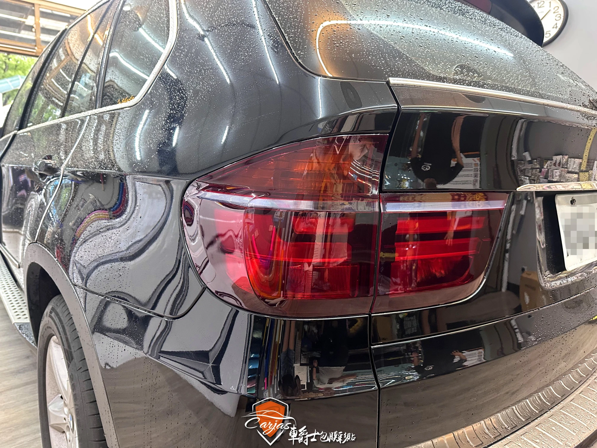 BMW X5 尾燈TPU燻黑色包膜