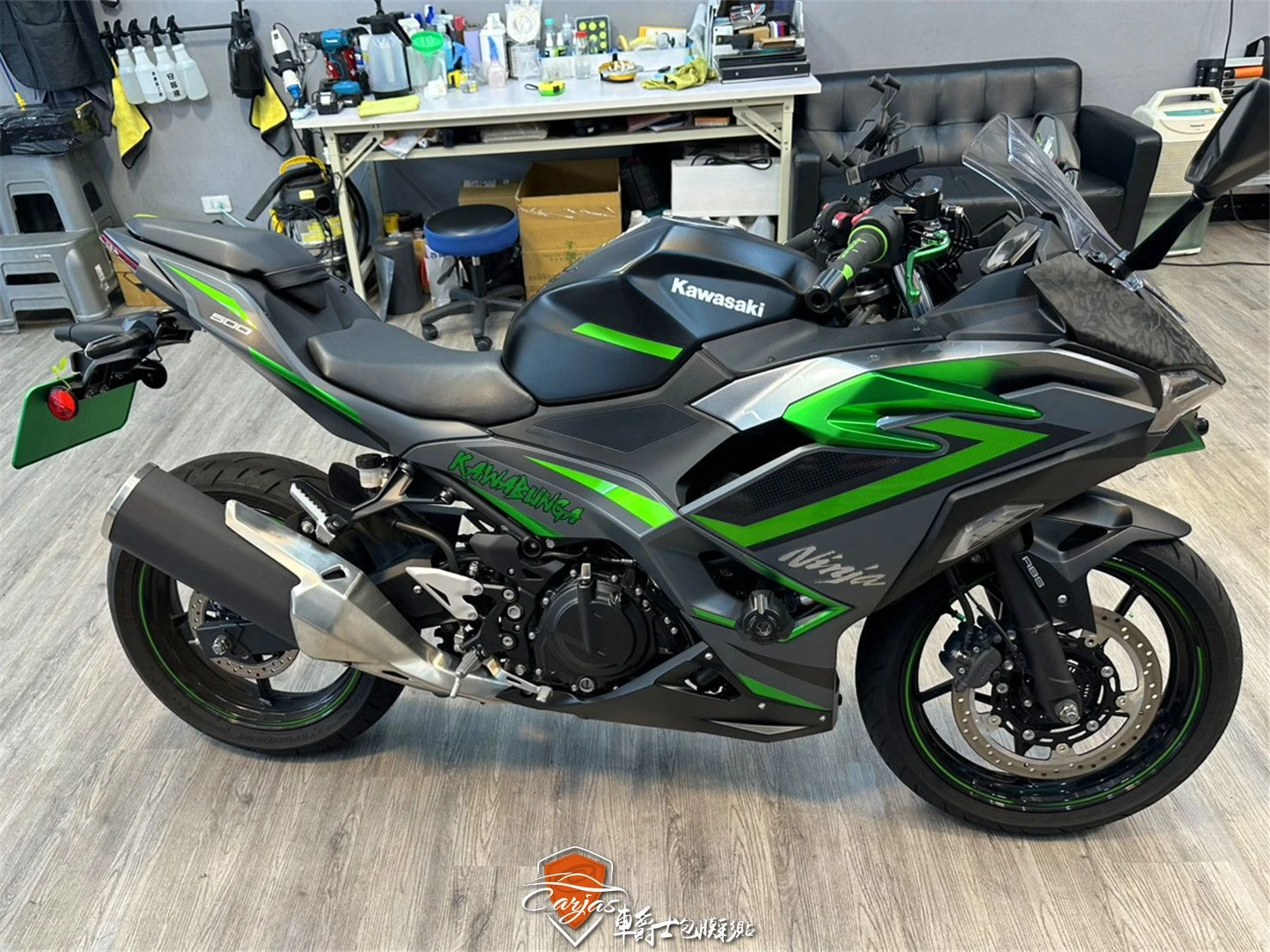 KAWASAKI NINJA 500 客製化類廠車競技車身彩貼