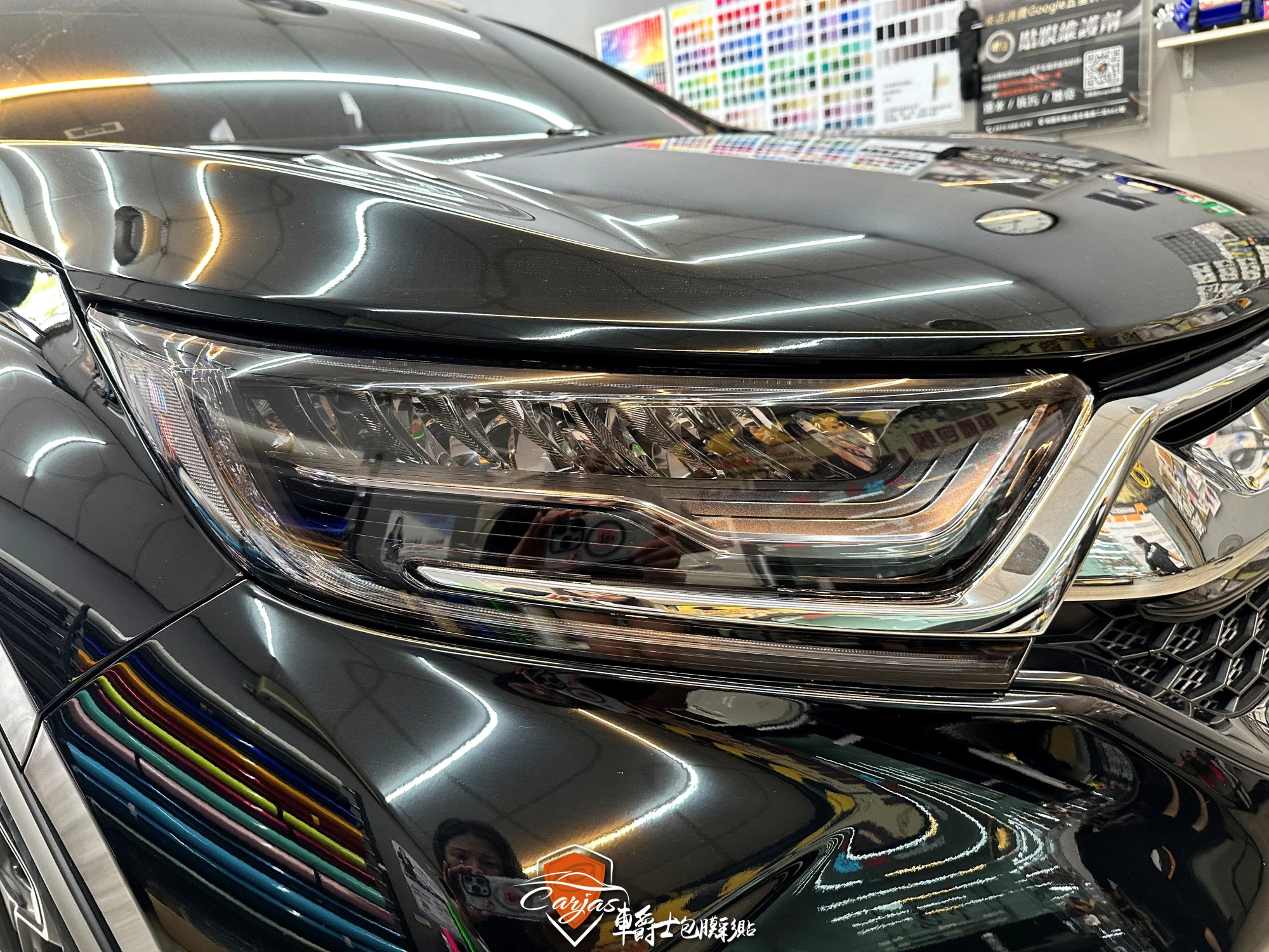 HONDA CR-V 大燈微燻黑改色包膜